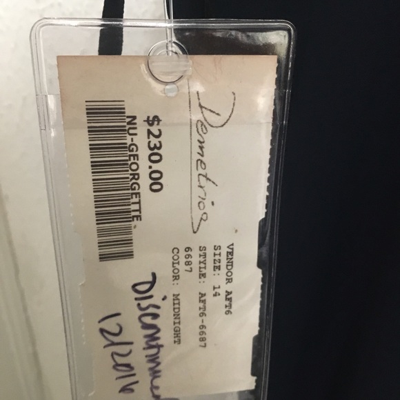 Ladies formal - Picture 3 of 3